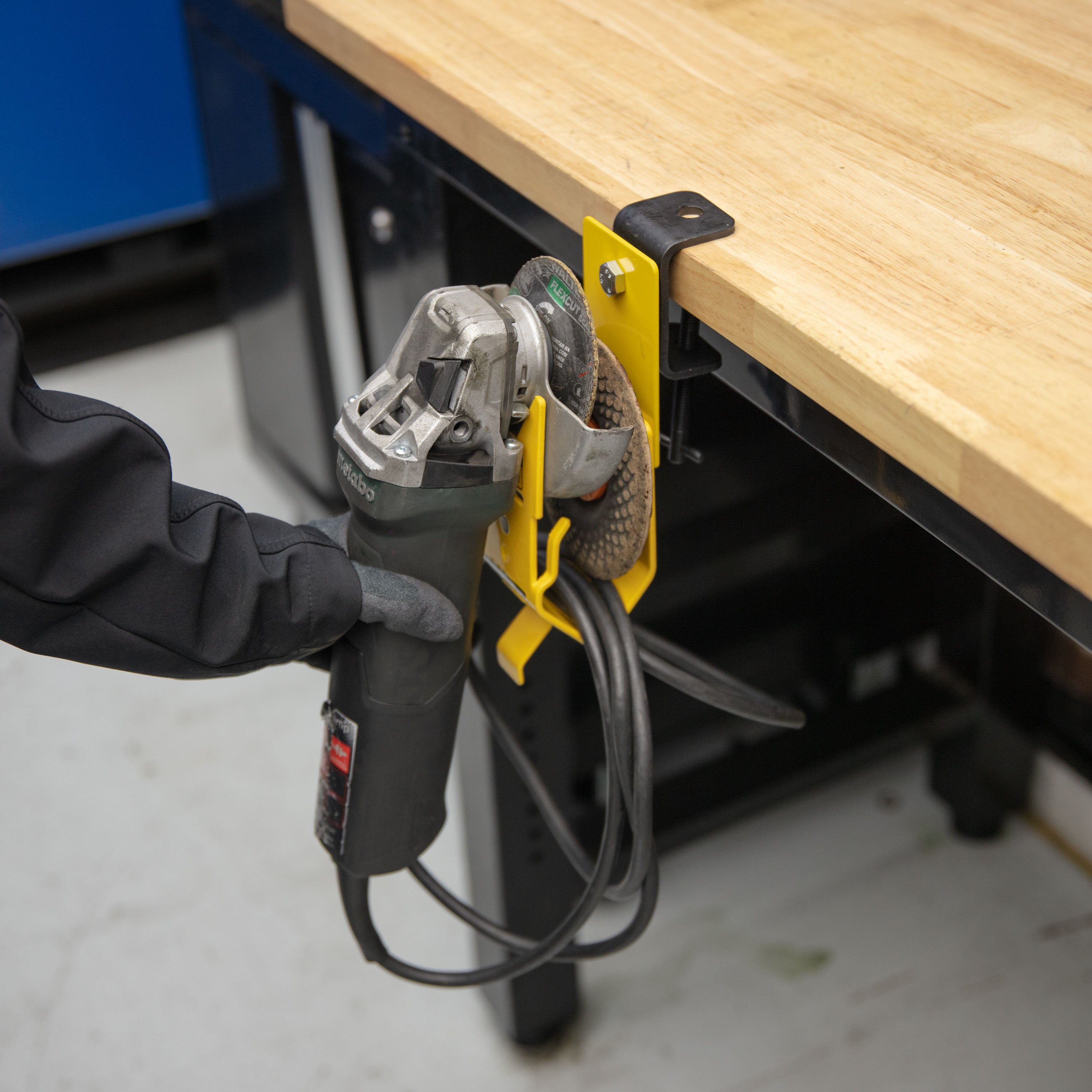 Soporte para amoladora con base de abrazadera en C, MGK53 