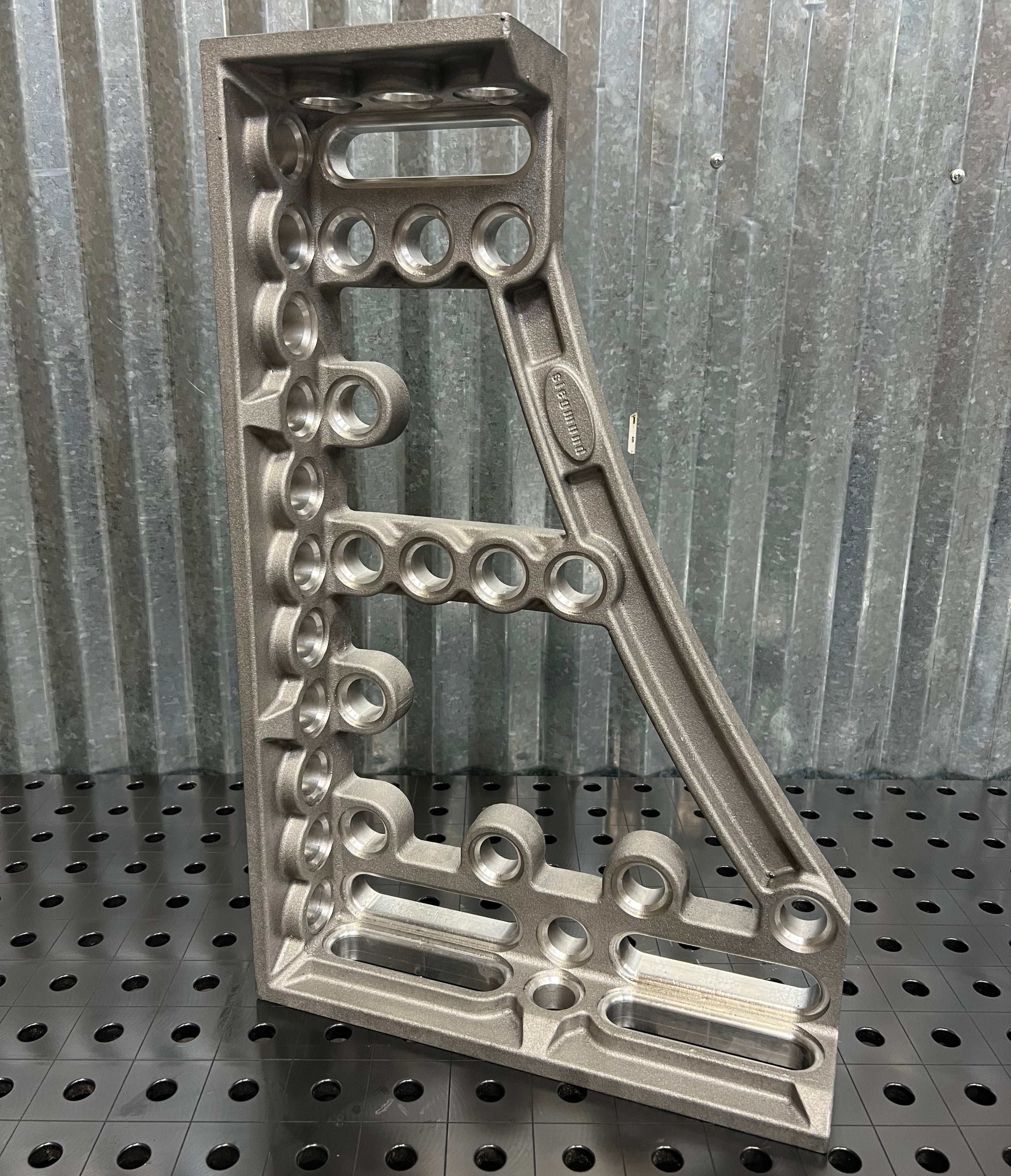 GK Right Stop and Clamping Square, 600 mm, Aluminum/Titanium [Open Box]