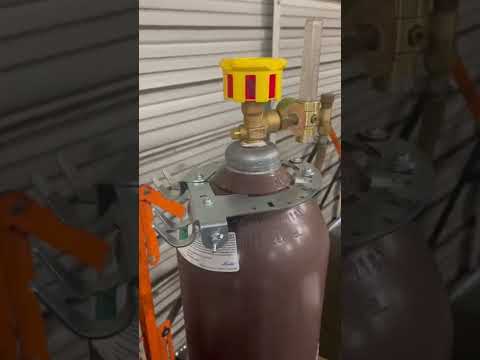Load and play video in Gallery viewer, Adjusta Gas Cylinder Storage Hook
